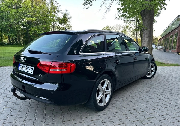 Audi A4 cena 42500 przebieg: 249000, rok produkcji 2013 z Malbork małe 742